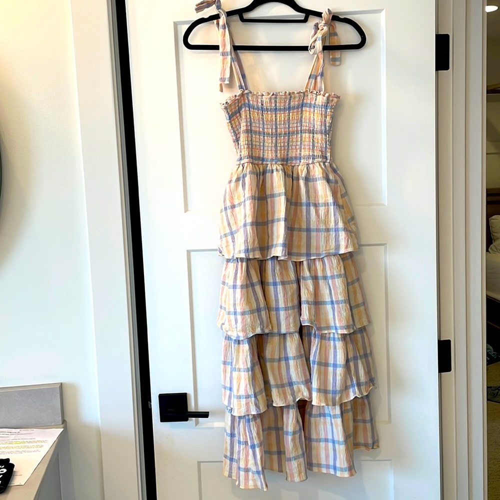 Adorable tiered midi dress